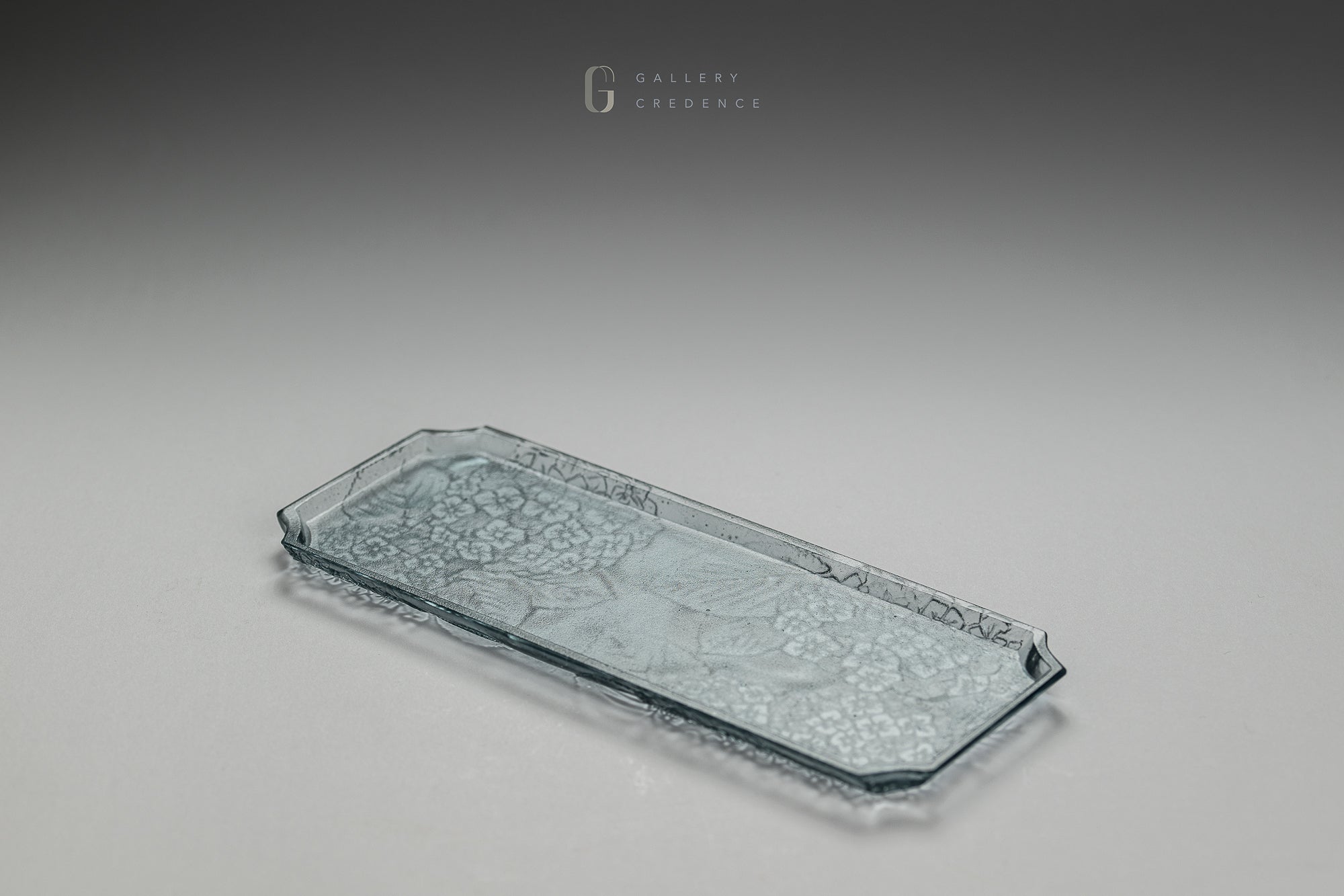 玻璃Glass – Gallery Credence