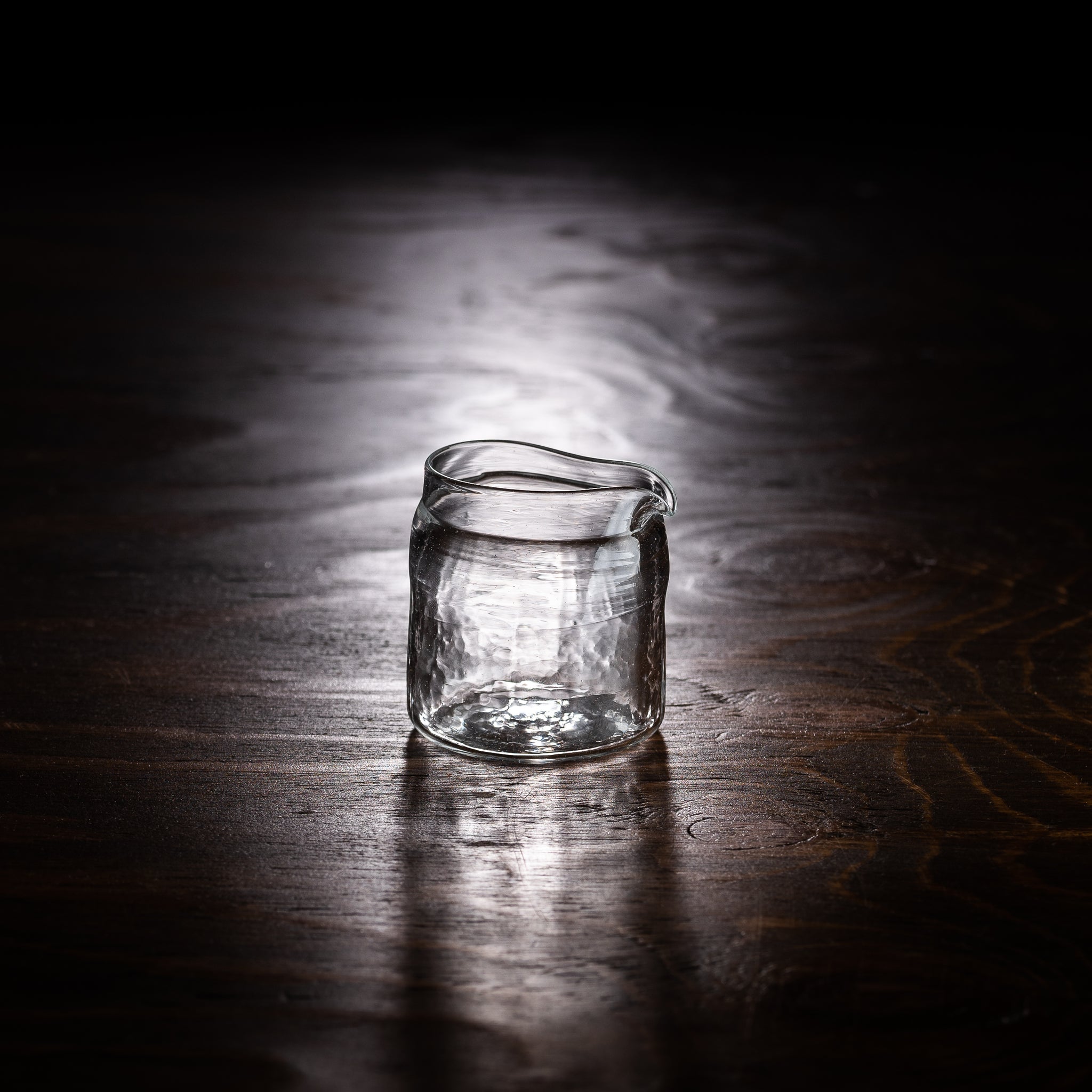壺Pitcher – Gallery Credence