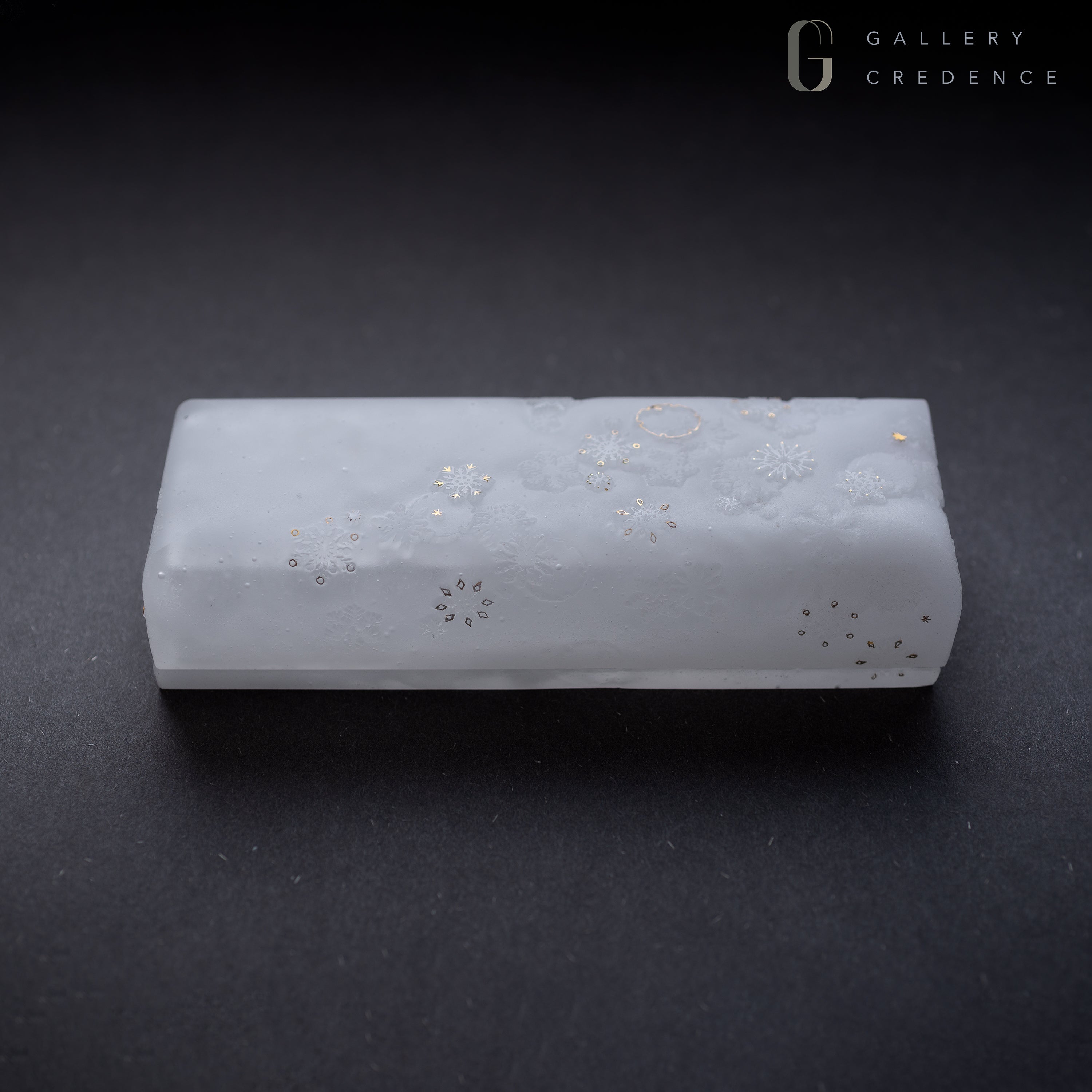 ときの箱⾦彩雪花by Sonoko Matsuda 松田苑子– Gallery Credence